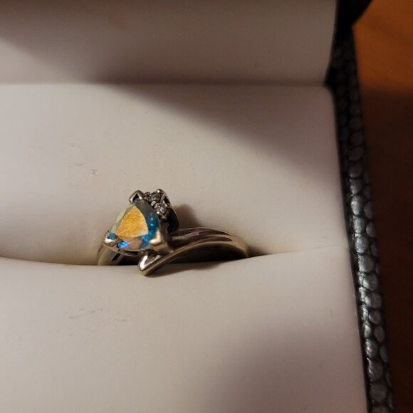 Rogers & Hollands Blue Magic Ring White Gold Size 4.5 - Picture 1 of 4